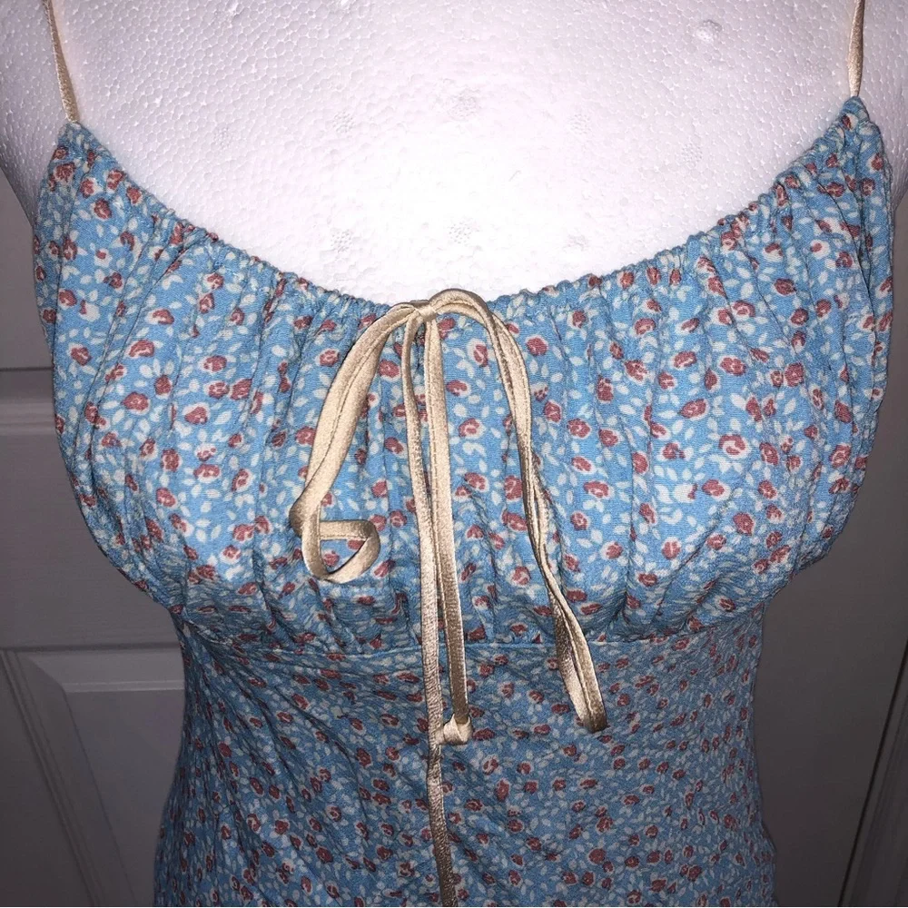 NWT Cotton Candy LA Blue Floral Dress - Picture 9 of 10